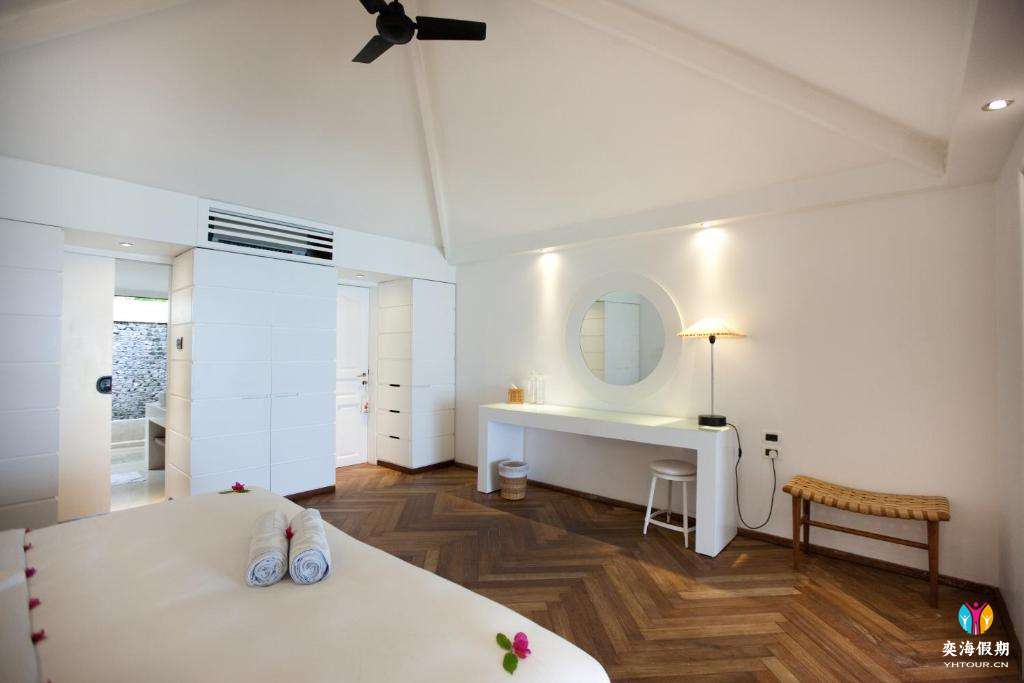Beach Front Villa (1).jpg