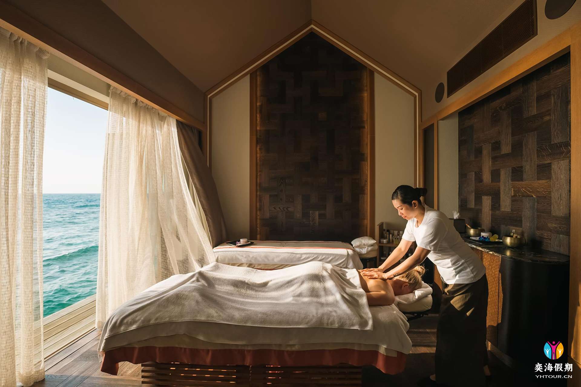 Spa by ESPA - Ocean Suite - Lifestyle_2 - Large.jpg