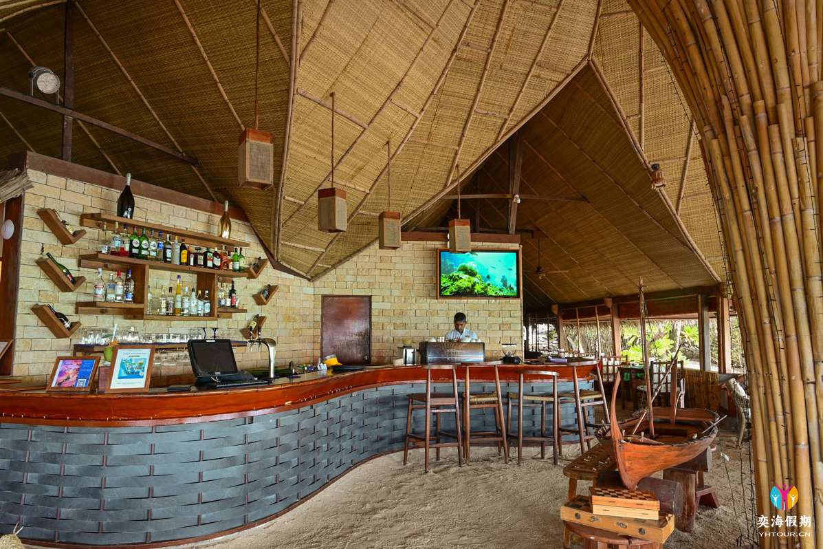 SAND BAR.jpg