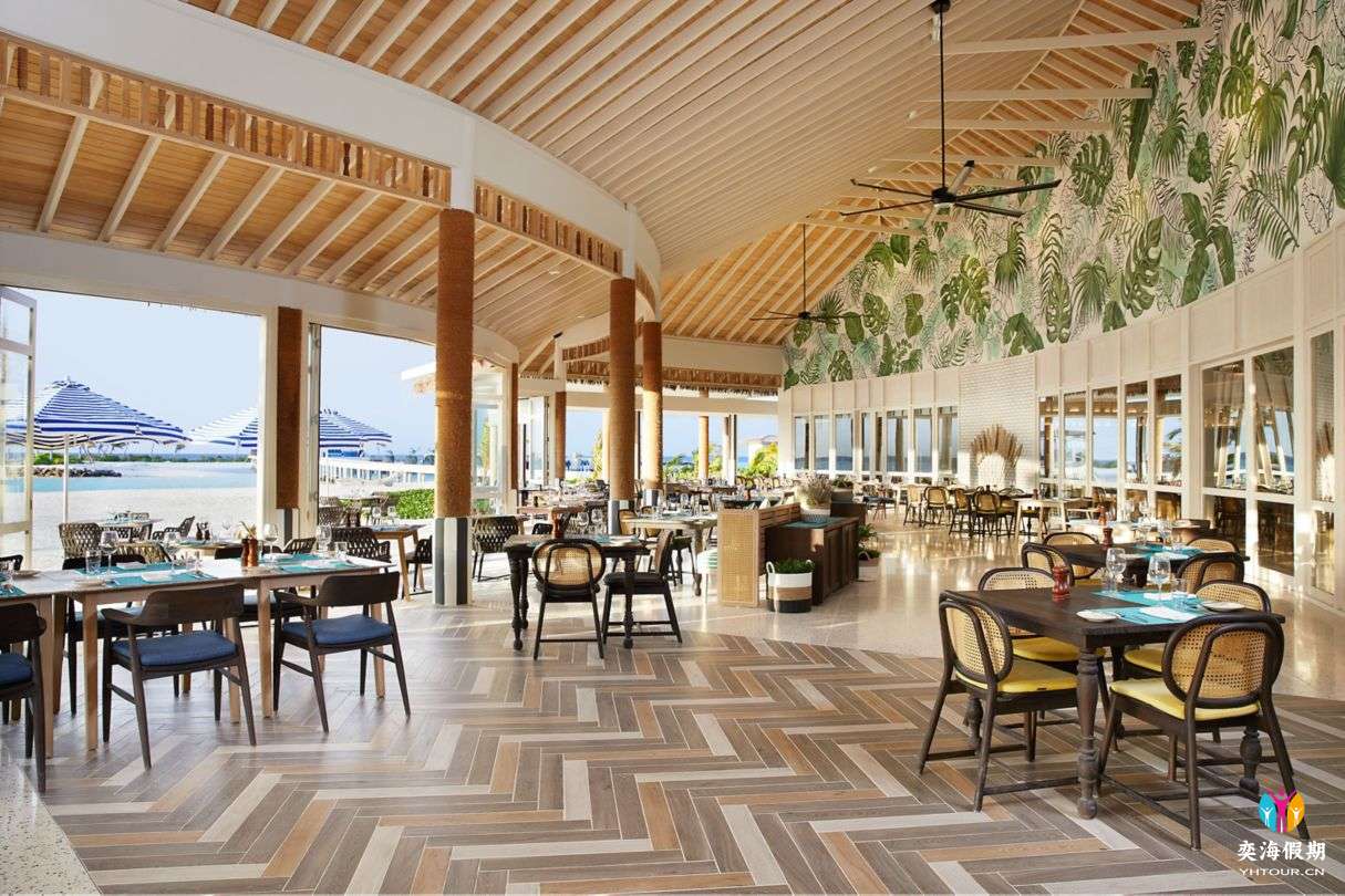 md-mlemd-turquoise-restaurant-12548_Classic-Hor.jpg
