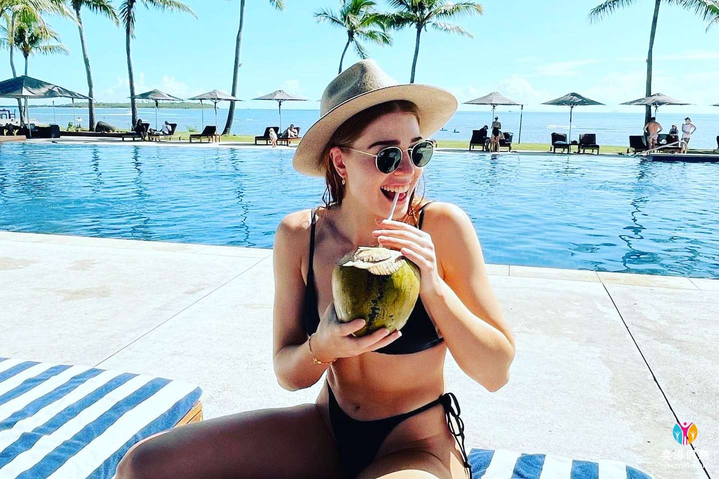 pool2.jpg