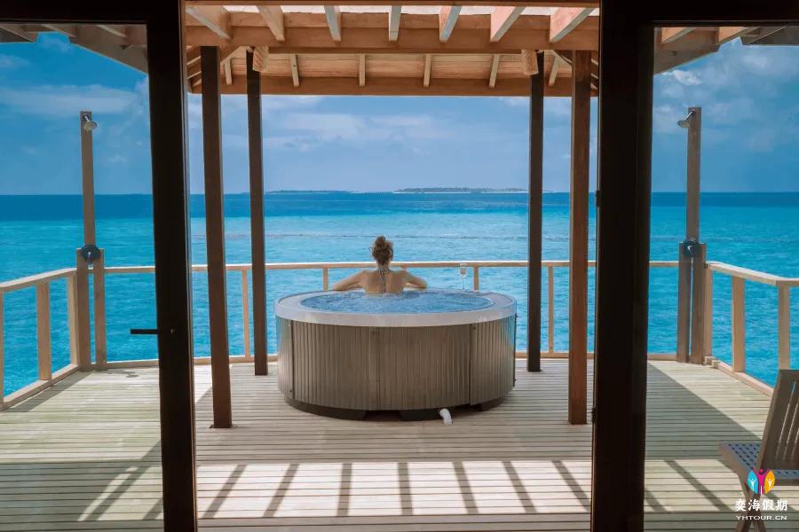 Two Bedroom Water Villa Suites6.webp.jpg