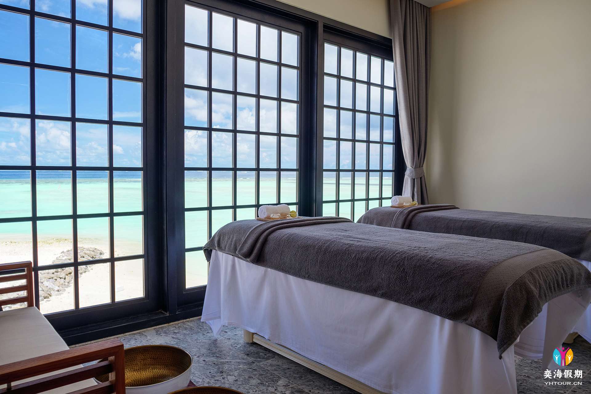 saii-lagoon-maldives-spa-treatment-room-1-mlegsqq.jpg