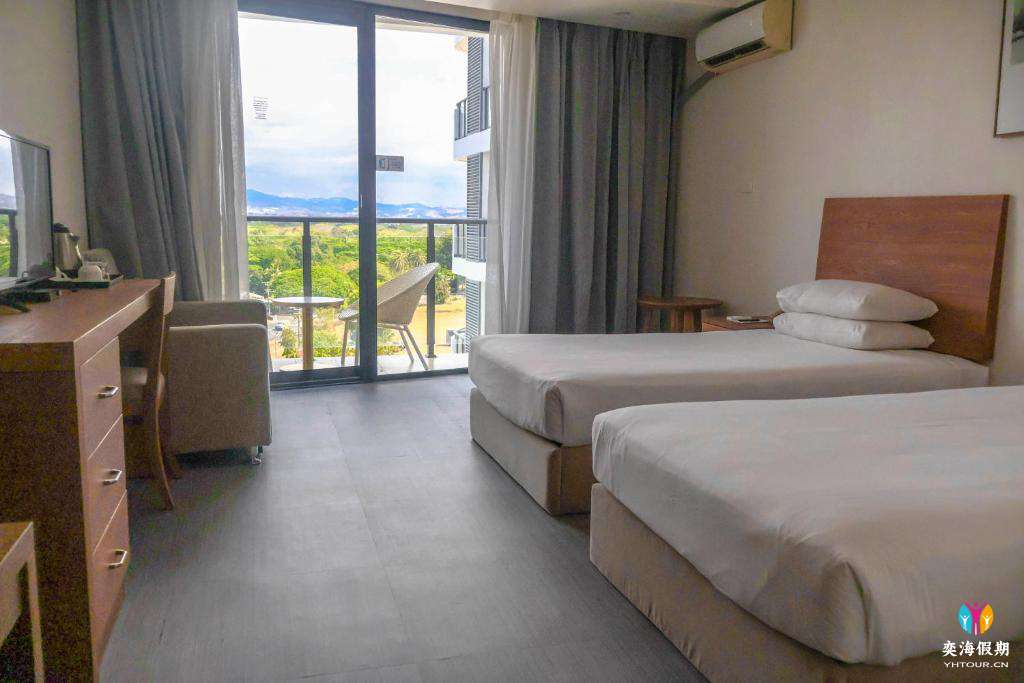 Standard Room6.jpg
