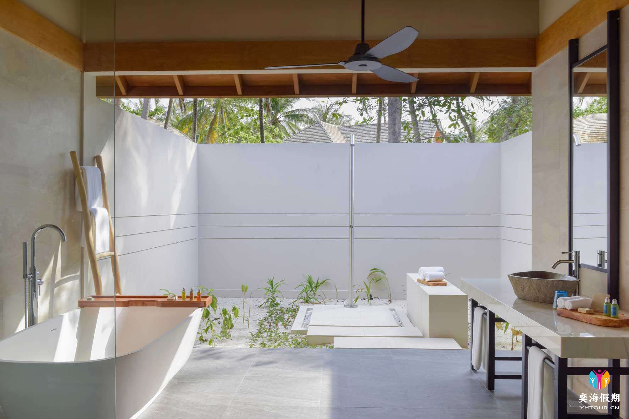 BEACH VILLAS WITH POOL2.jpg