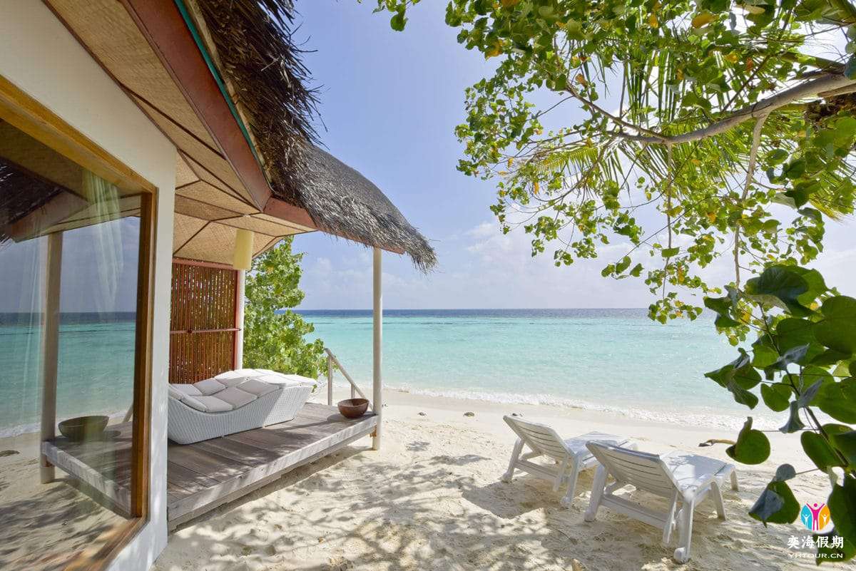 Beach Bungalow3.jpg