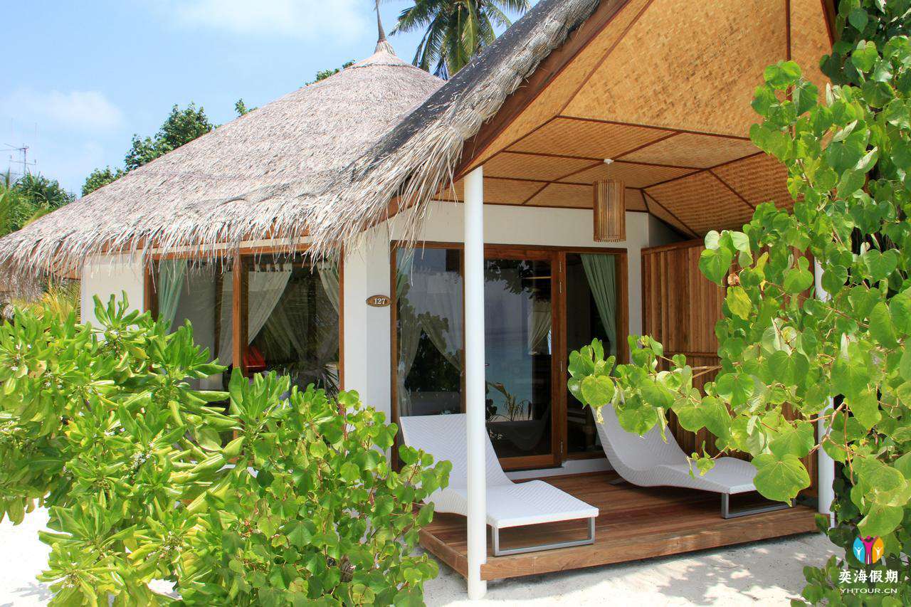 Beach Bungalow8.jpg