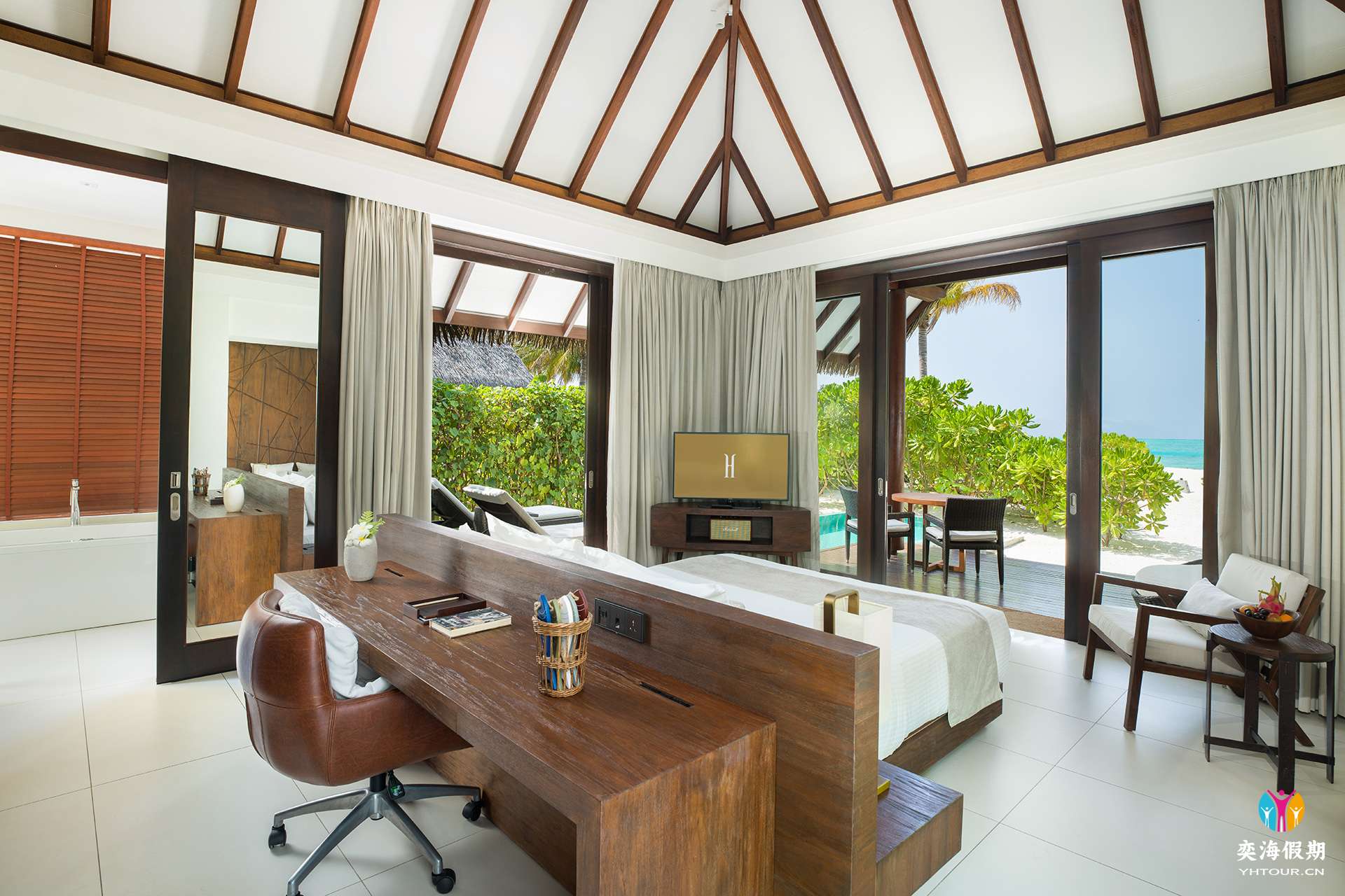 Family Pool Beach Villa-8.jpg