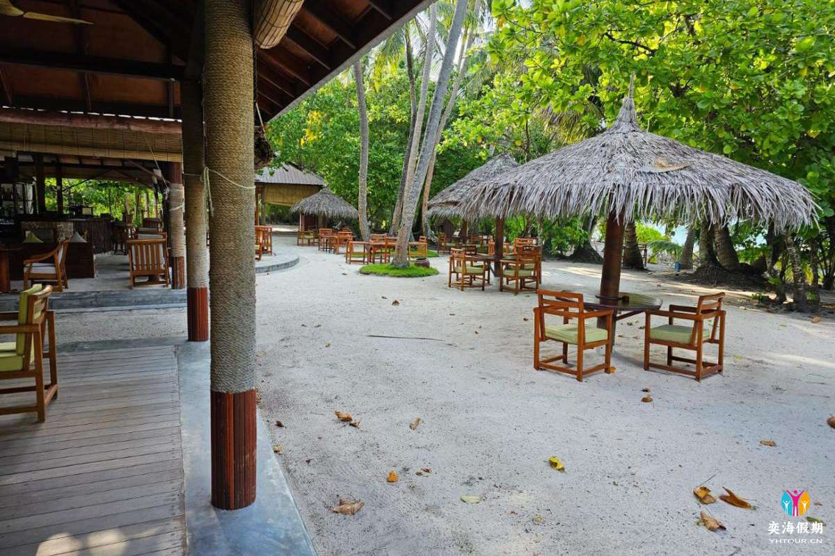 Main Bar23.jpg