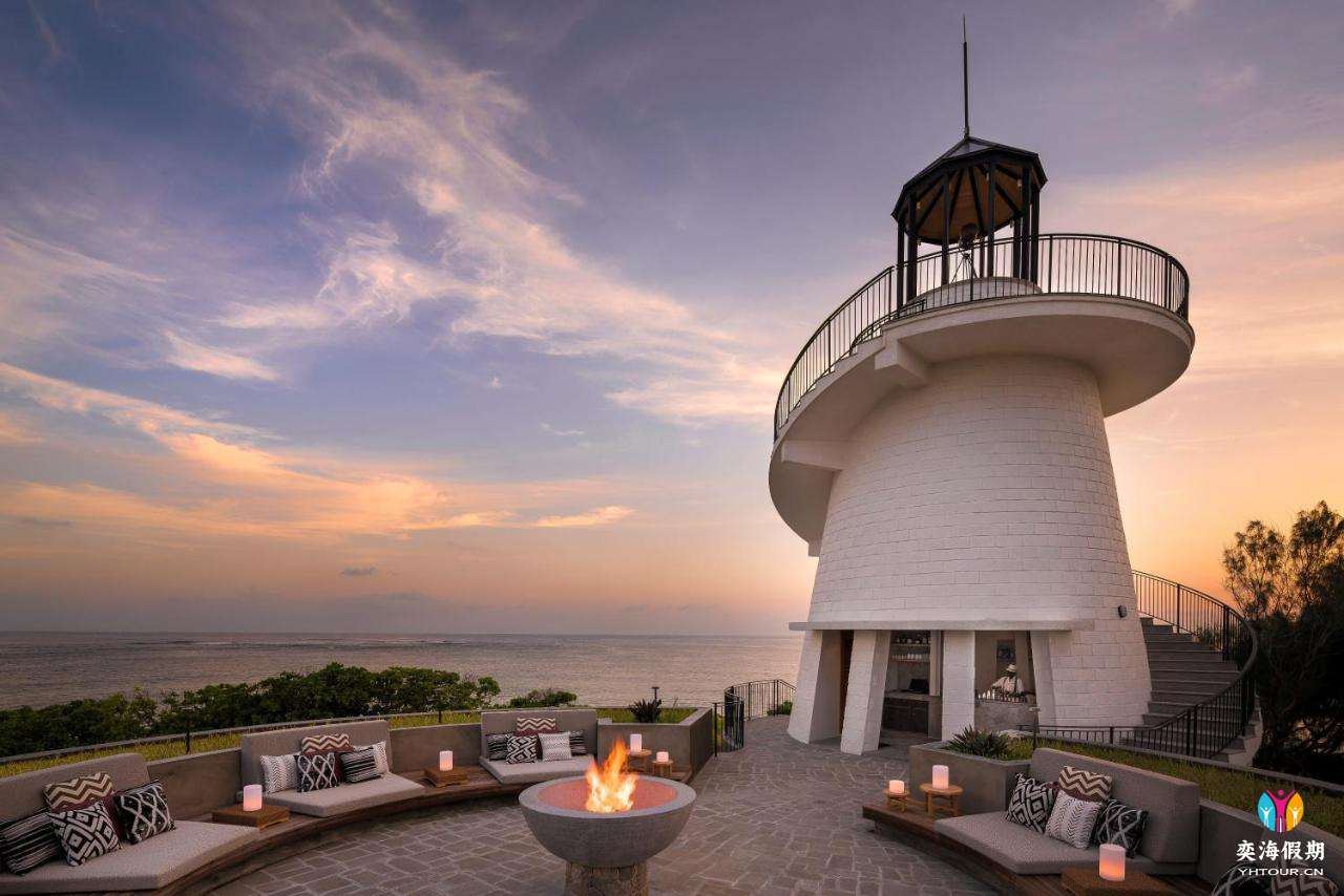 Desroches Island Resort7.jpg