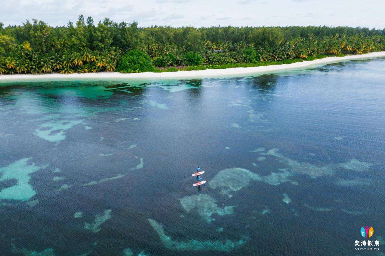Desroches Island Resort3.jpg