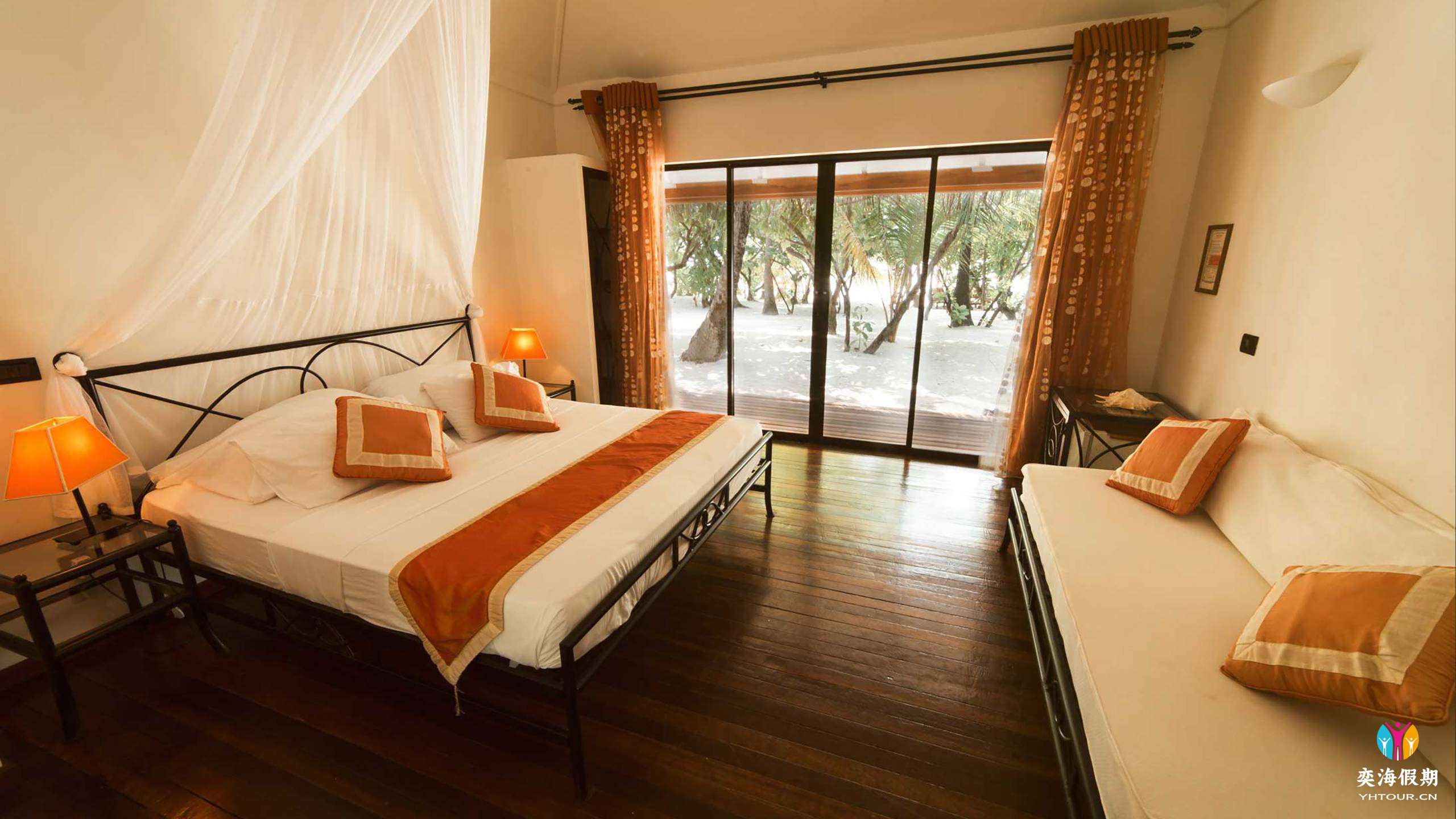 Beach Villa-.jpg