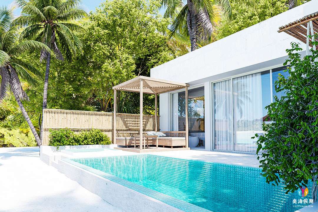 Sunset Beach Pool Suite (1).jpg
