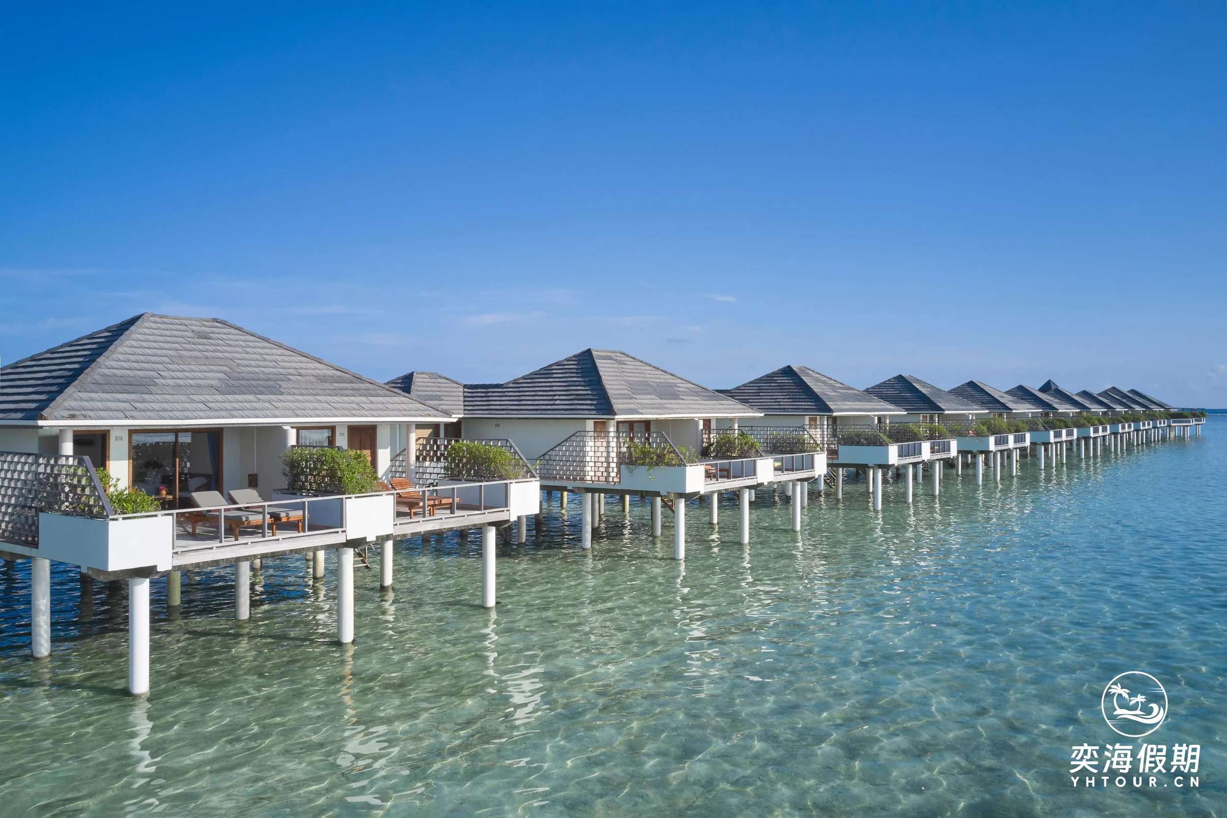 Villa Park - Sunset Water Villa - Exterior - Large.jpg