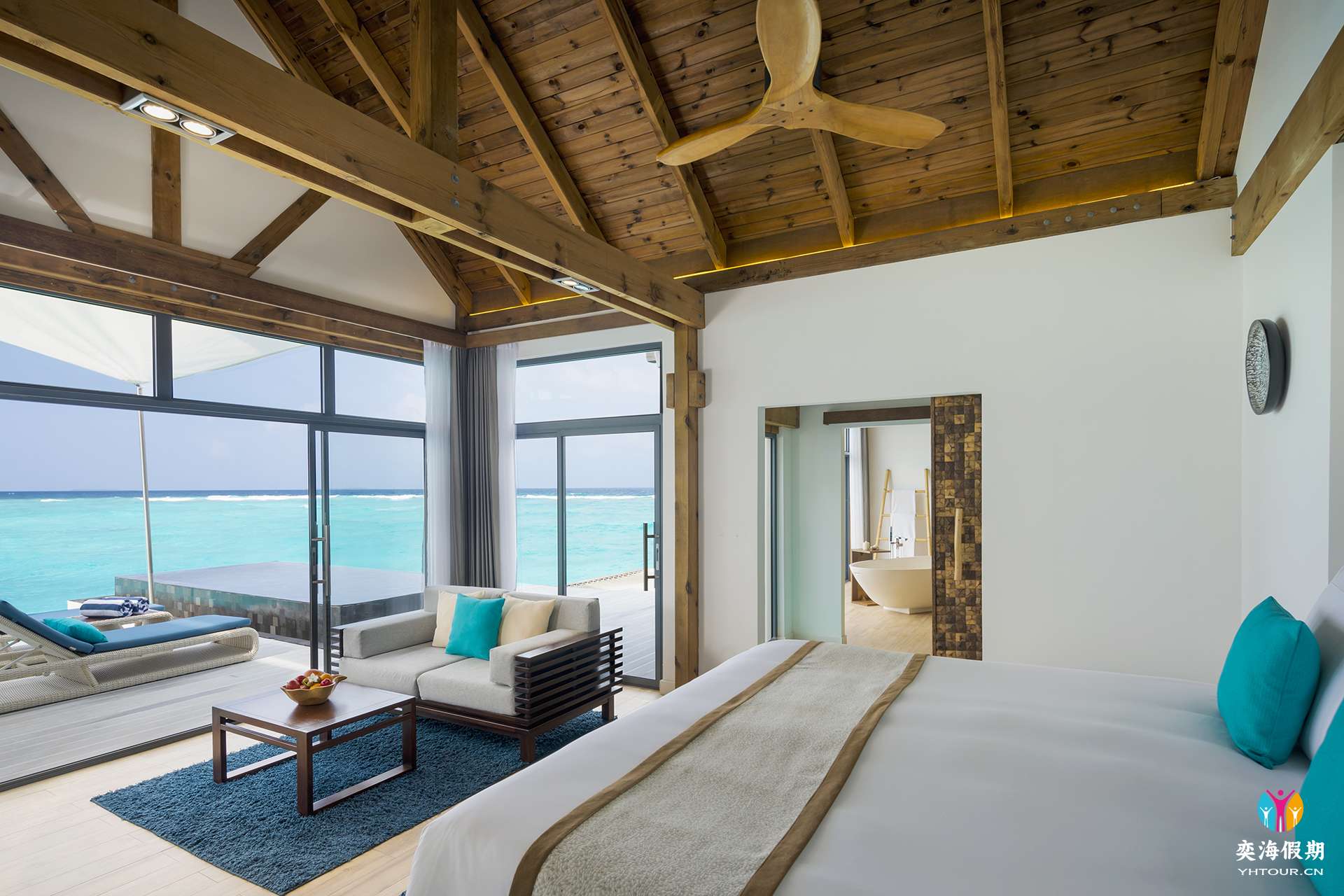 Movenpick MV Overwater Pool Villa Sunrise Ocean1.jpg