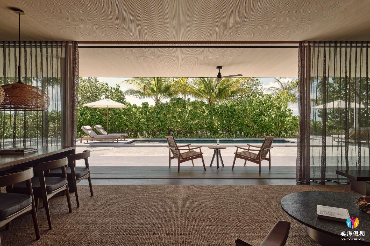 maldives-accom-2br-beachvilla.jpg
