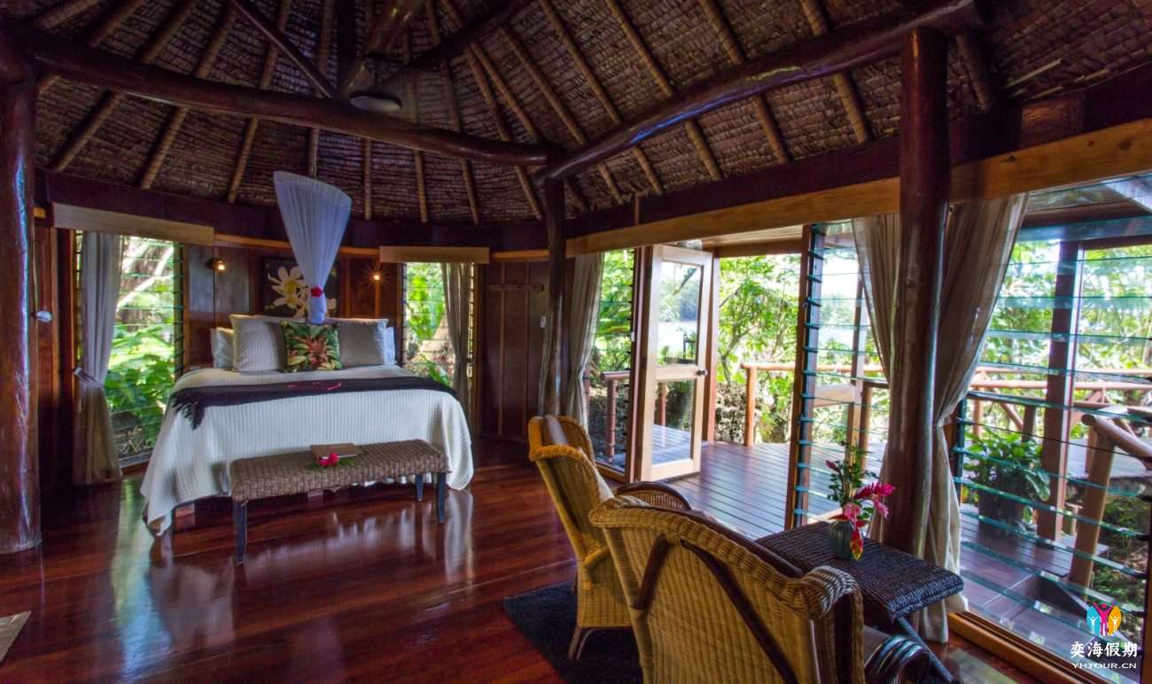 Honeymoon Bures (1).jpg