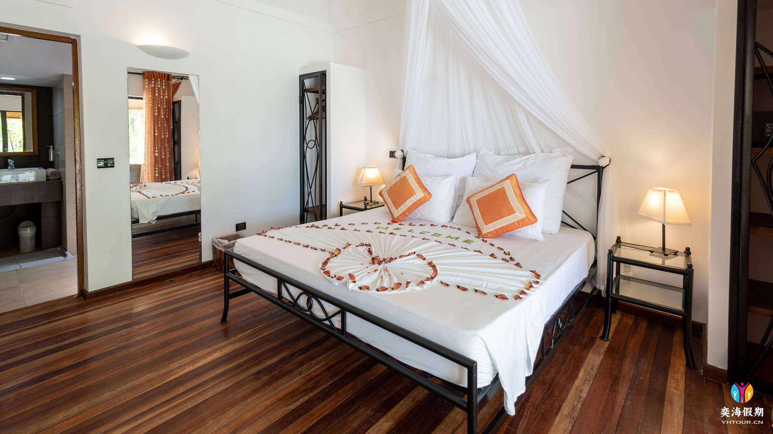 Beach Villa- (1).jpg