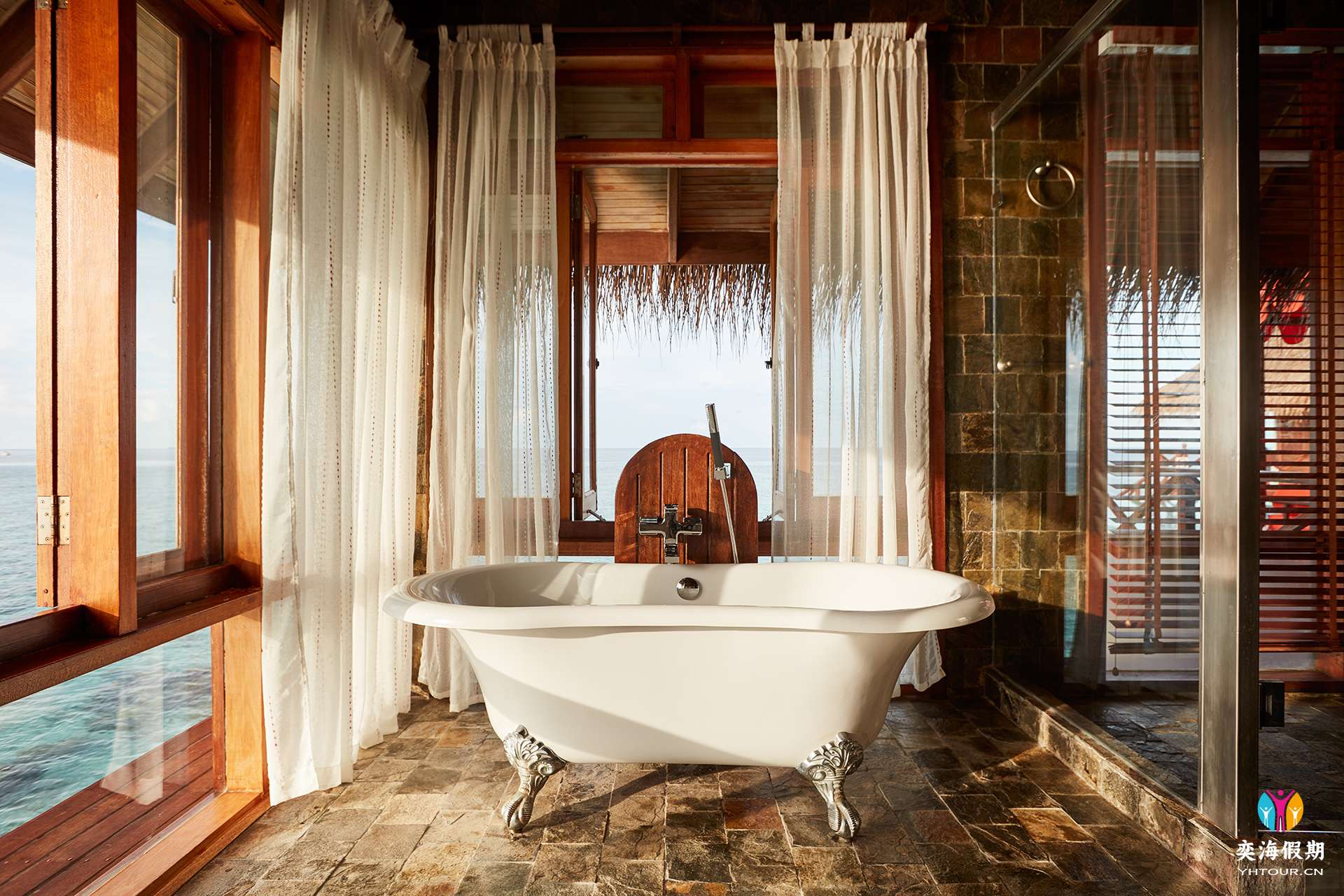 Vilu_Reef_Grand_Reef_Suite_0336.jpg