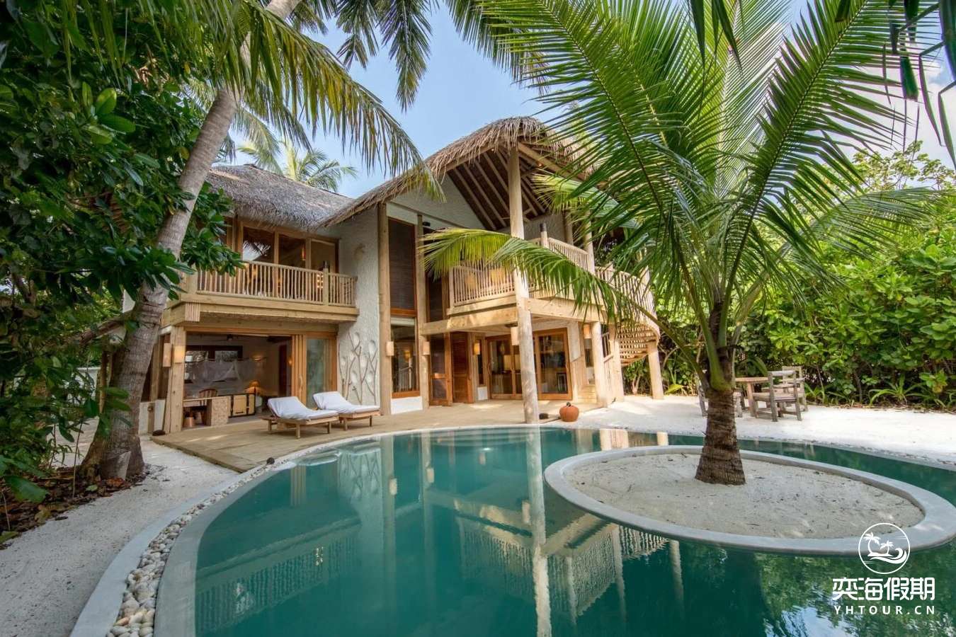 2 Bedroom Crusoe Residence with Pool.webp.jpg
