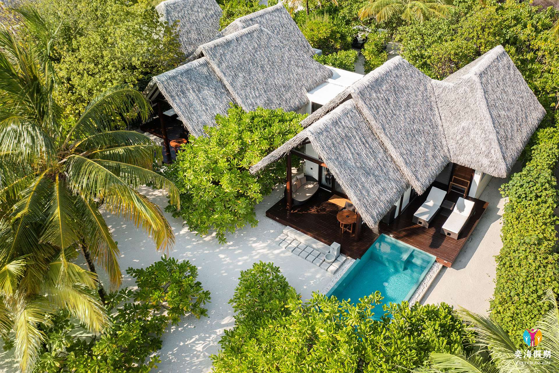 Family Pool Beach Villa-9.jpg