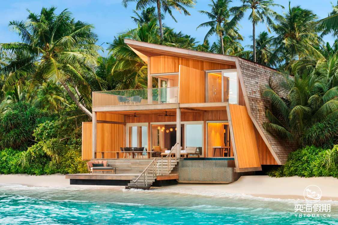 Two-Bedroom Ocean Villa with Pool.webp (3).jpg