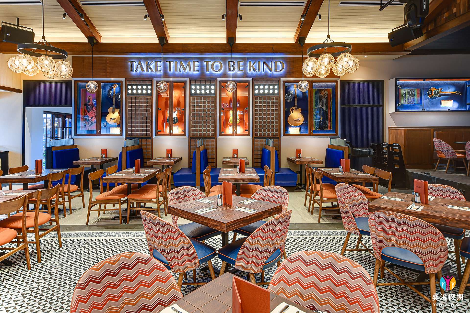 HRHM-Restaurants-HardRockCafe.jpg