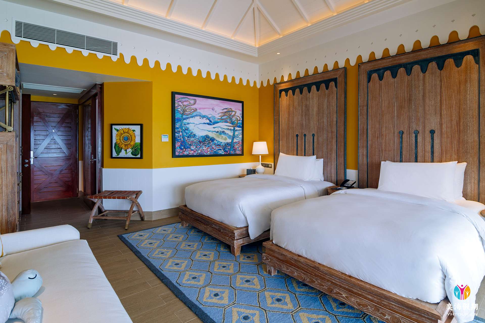 SAii Lagoon Maldives - Beach Room Twin 1 - T2T.jpg