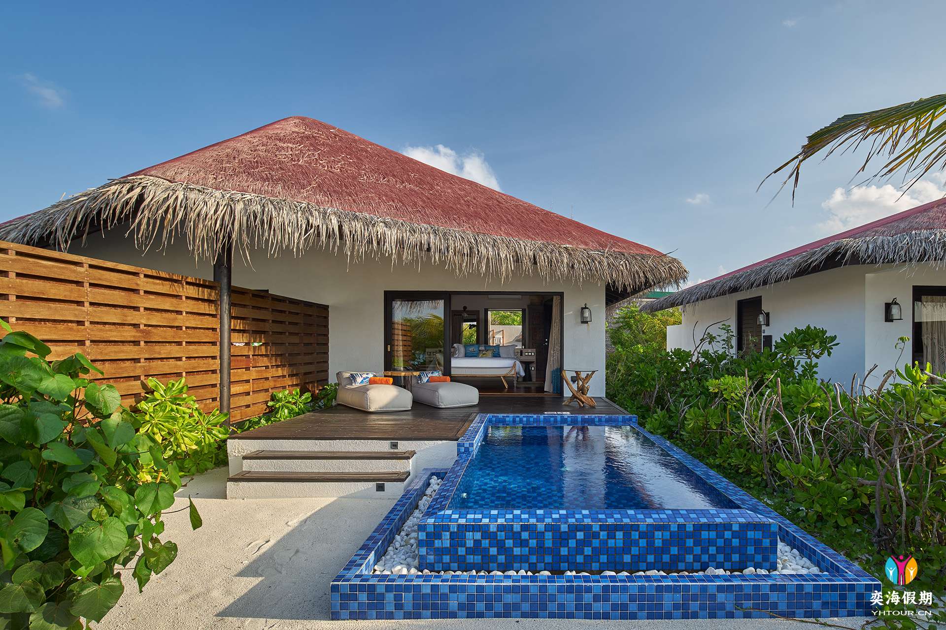 Beach Pool Villa 12.jpg