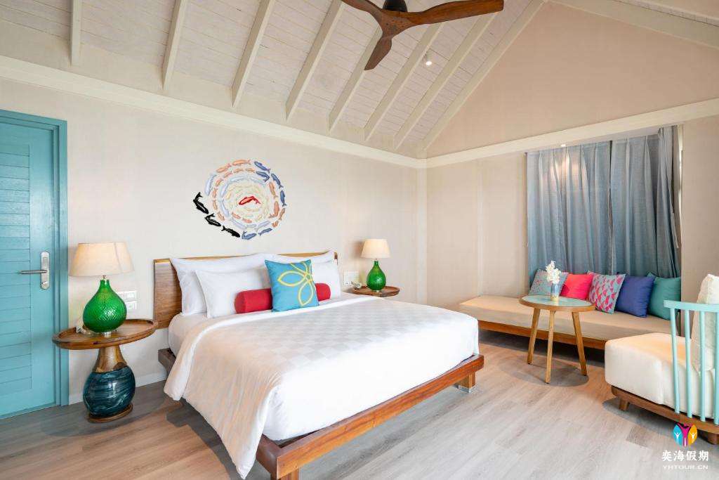 Water Suite with Pool.jpg