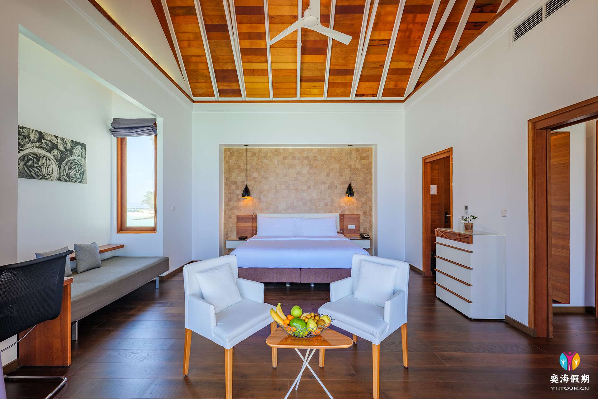Ocean Pool Villa 03.jpg