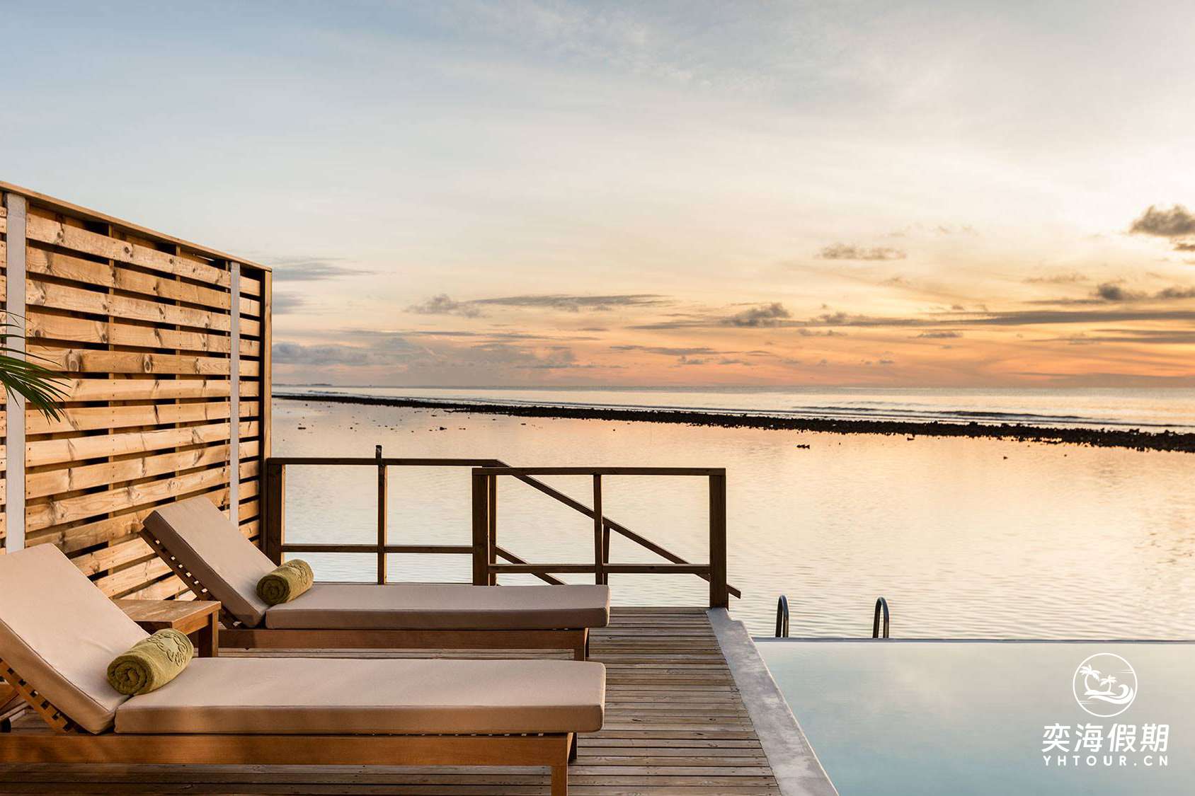 Grand Water Villa with Pool8.jpg