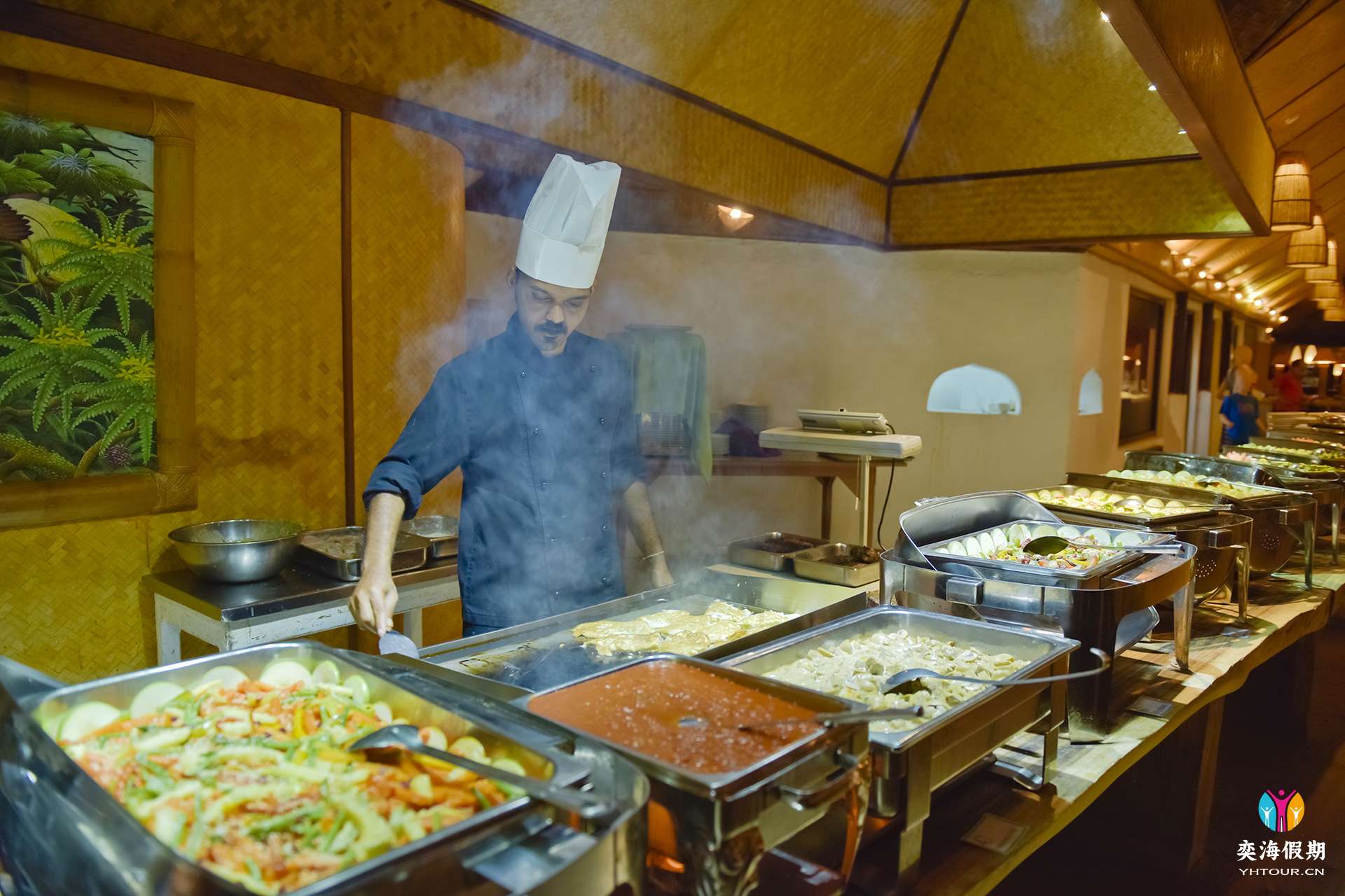 THU-HRES-Thulhagiri_Island_Main_Restaurant11.JPG