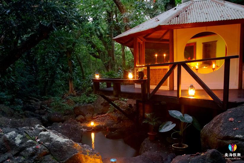 Rainforest Spa (2).jpg