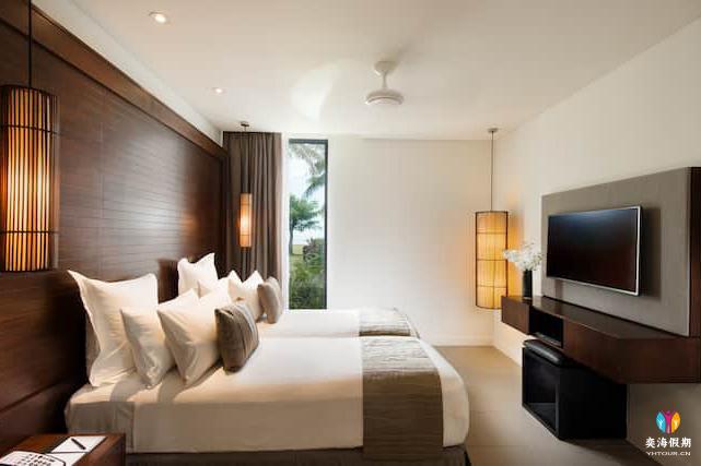 Garden View Guestroom4.jpg