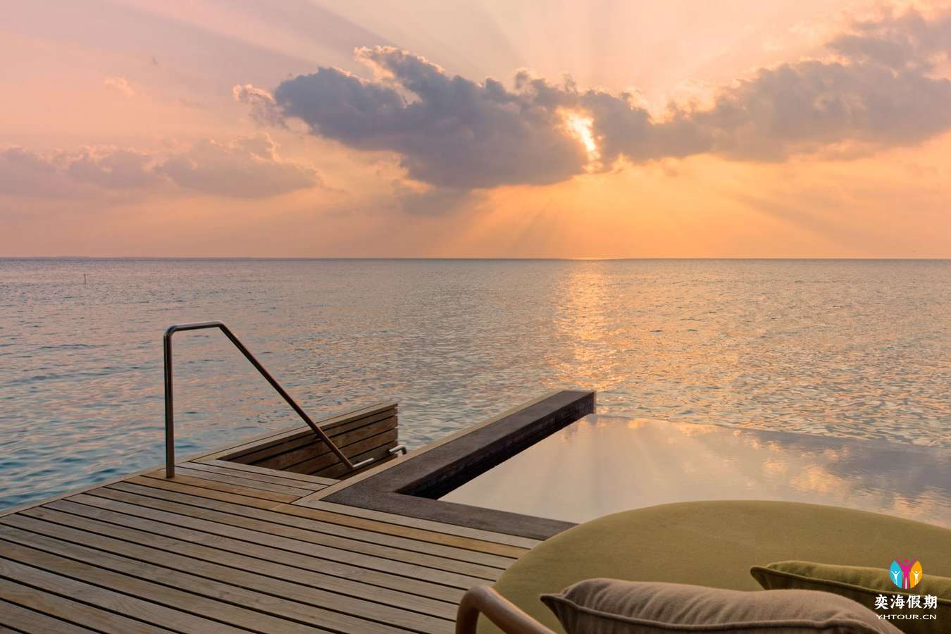 ocean-villa pool-sunset.jpg