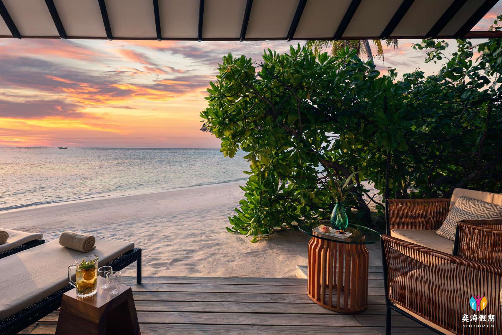 Beach villa.jpg