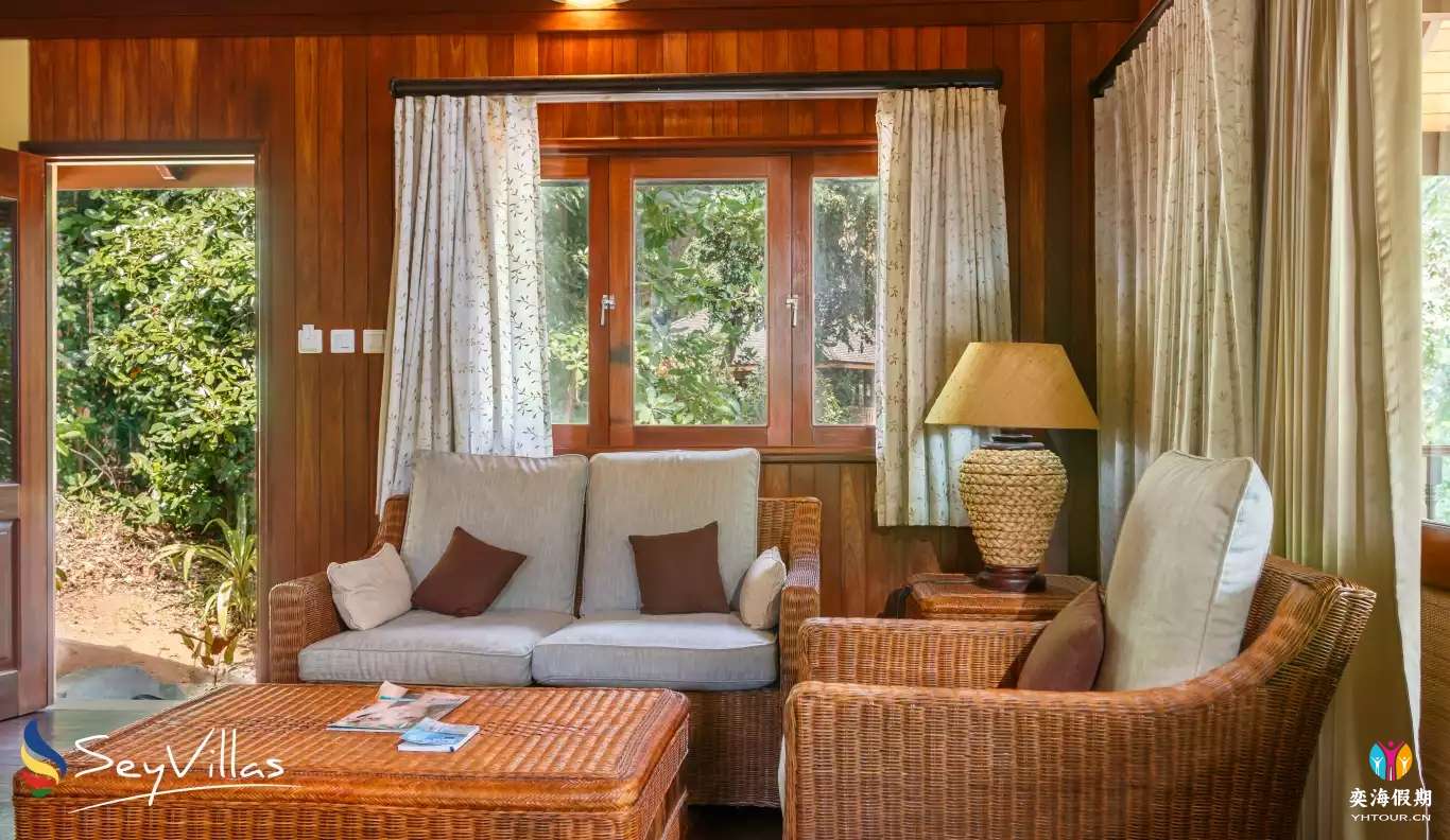 cerf-island-resort-d-hillside-villa-02.webp.jpg