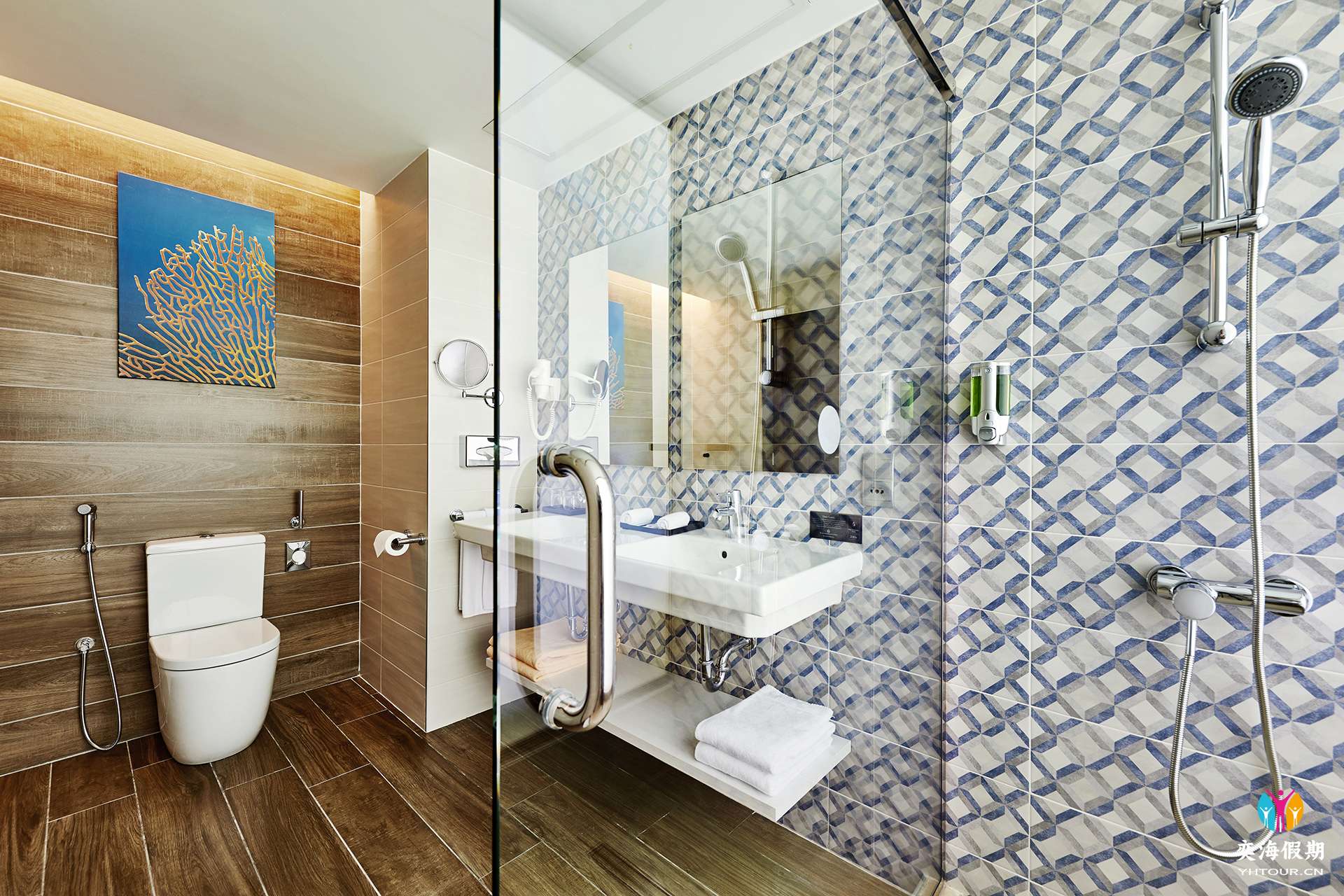 ATO_19_014 - Double room.jpg