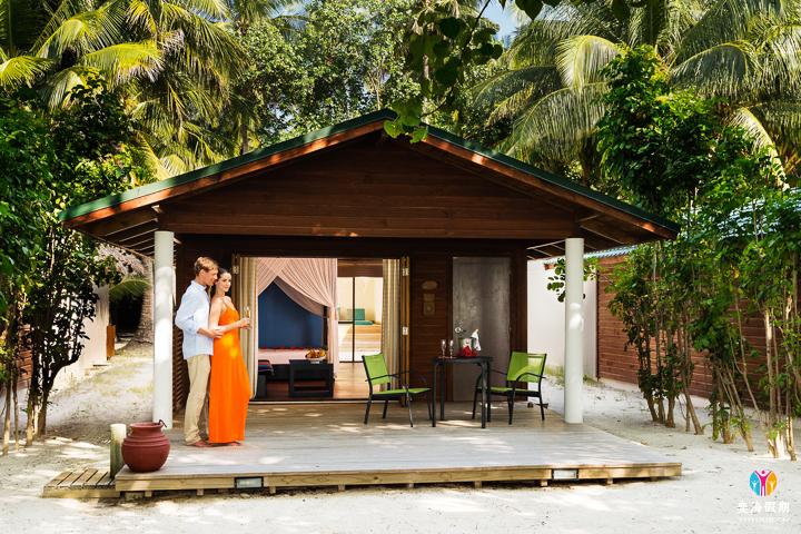 Jacuzzi Beach Villas.jpg