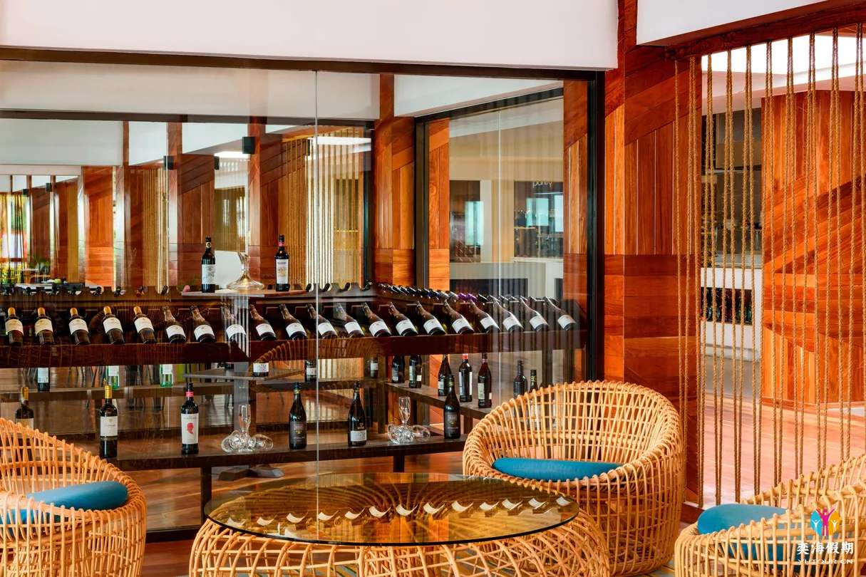 nanti-wine-room-5977-hor-clsc.webp.jpg