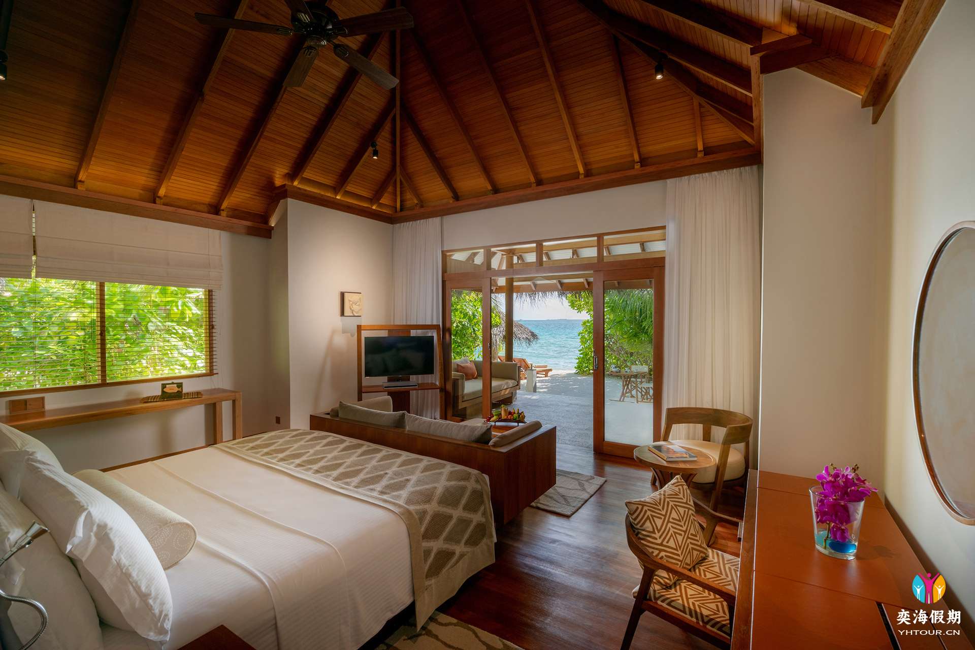 Deluxe Villa.jpg