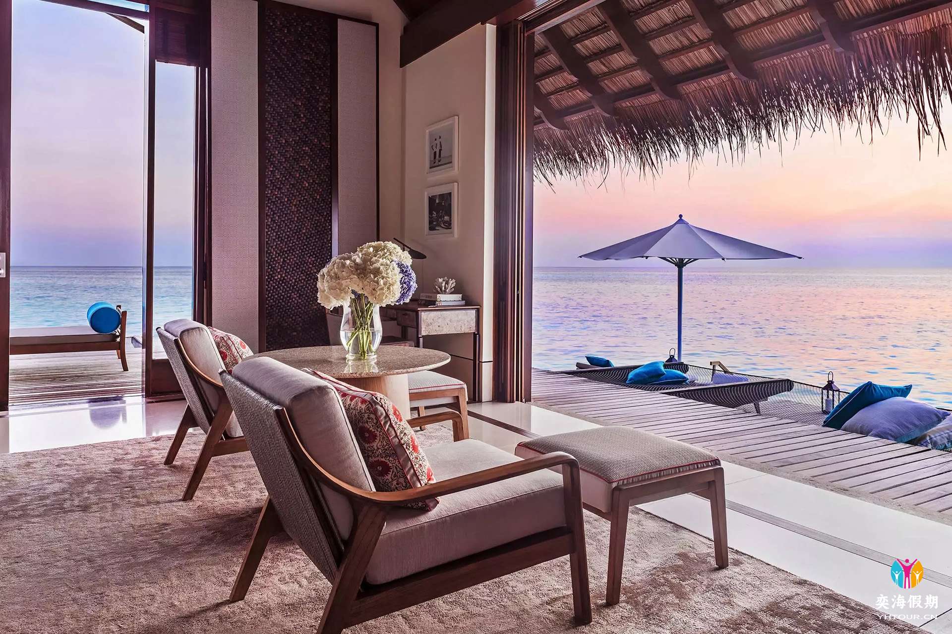 Water Villa.webp (4).jpg