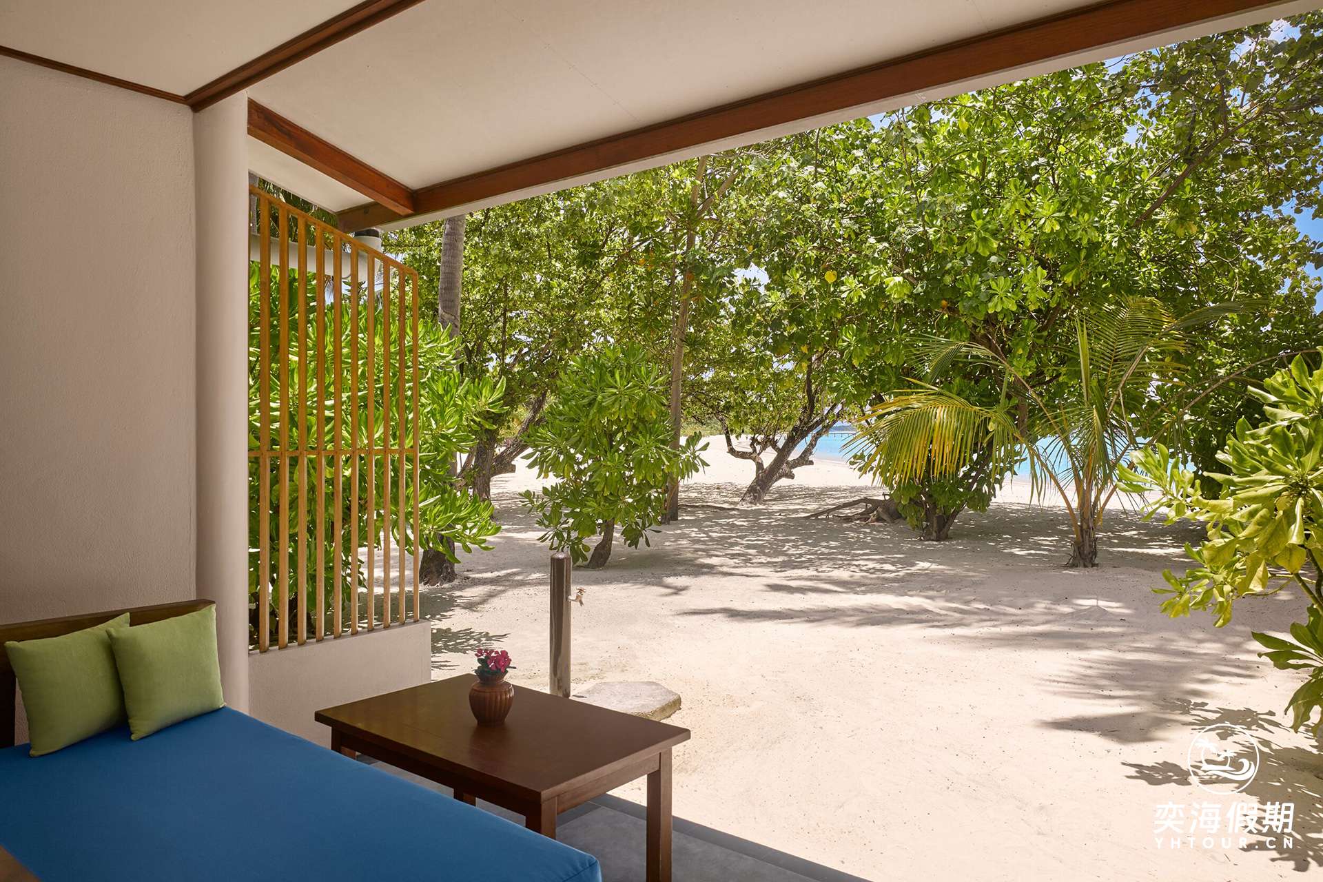 Villa Park - Sunset Beach Villa - Veranda - Large.jpg