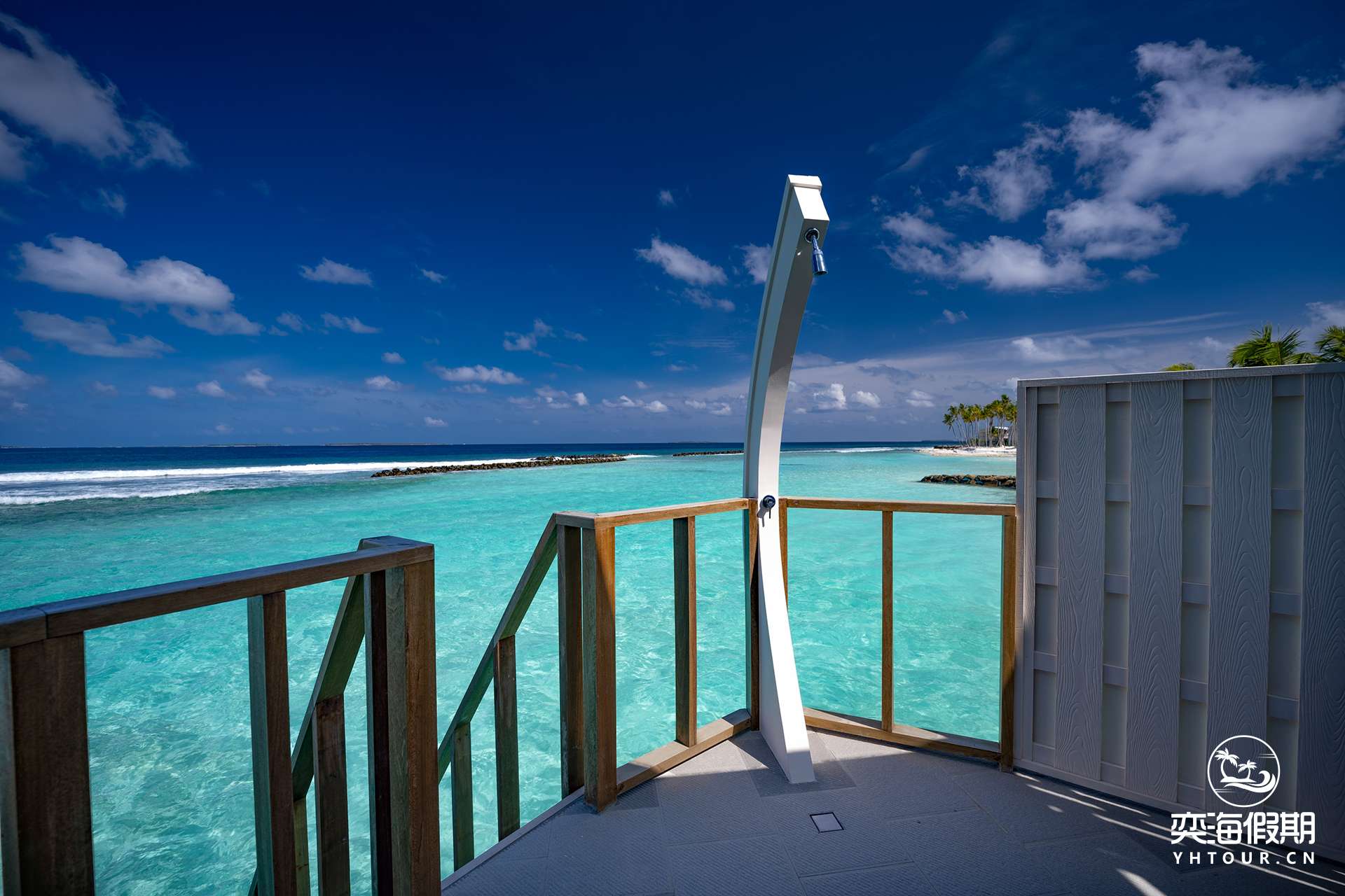 OBLU XPERIENCE AILAFUSHI - WATER VILLA - DECK VIEW.jpg