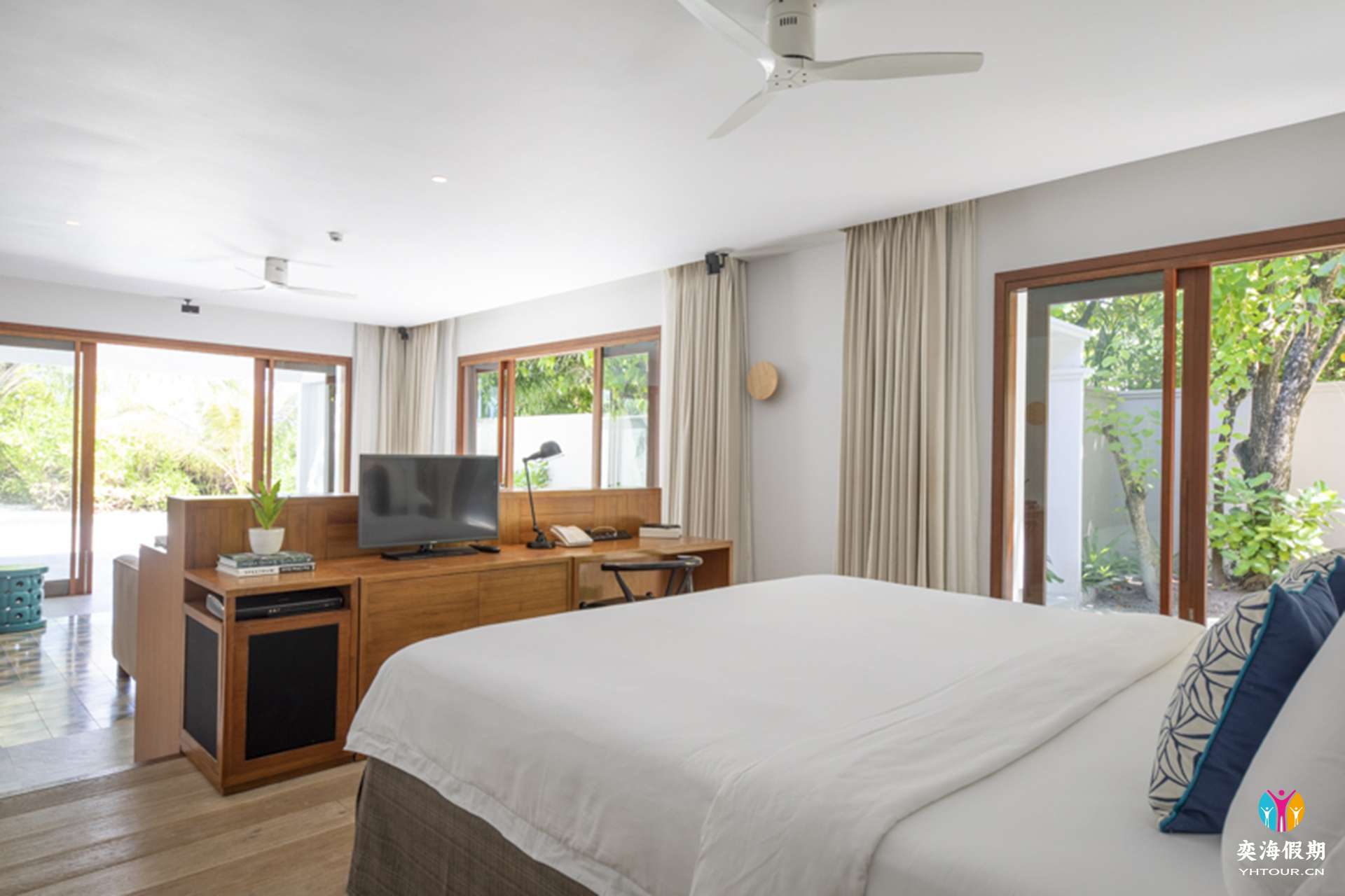 Beach Pool Villa5.jpg