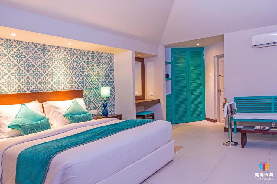Family Beach Villa.jpg