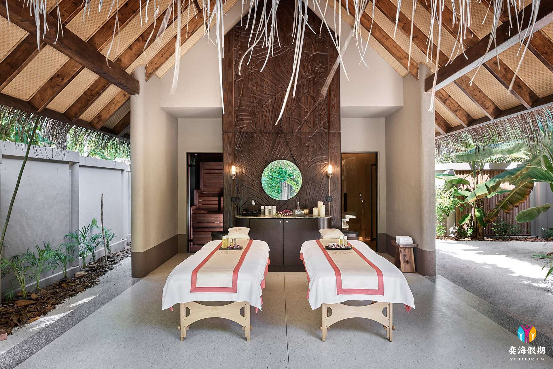 Four Bedroom Beach Residence - Spa - Large.jpg