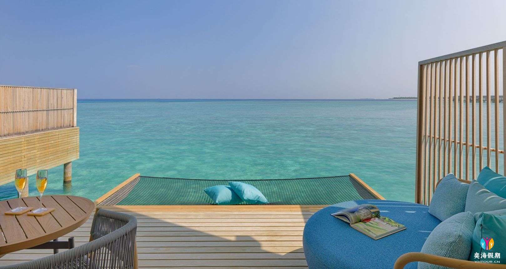 Water Villa (2).jpg