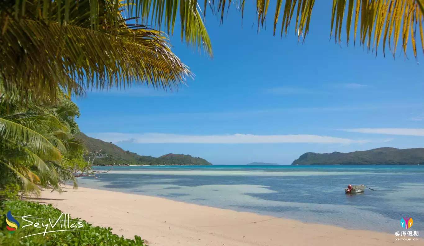 praslin-anse-possession-01.webp.jpg